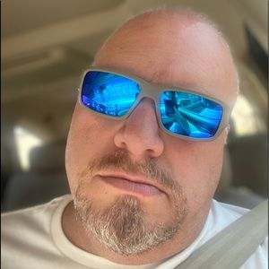 Meet your Posher, Brett